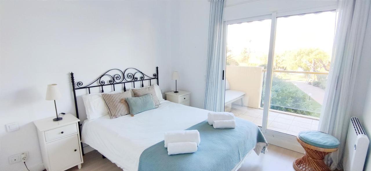 Apartamento Lagos Del Castillo By Denia Costa מראה חיצוני תמונה